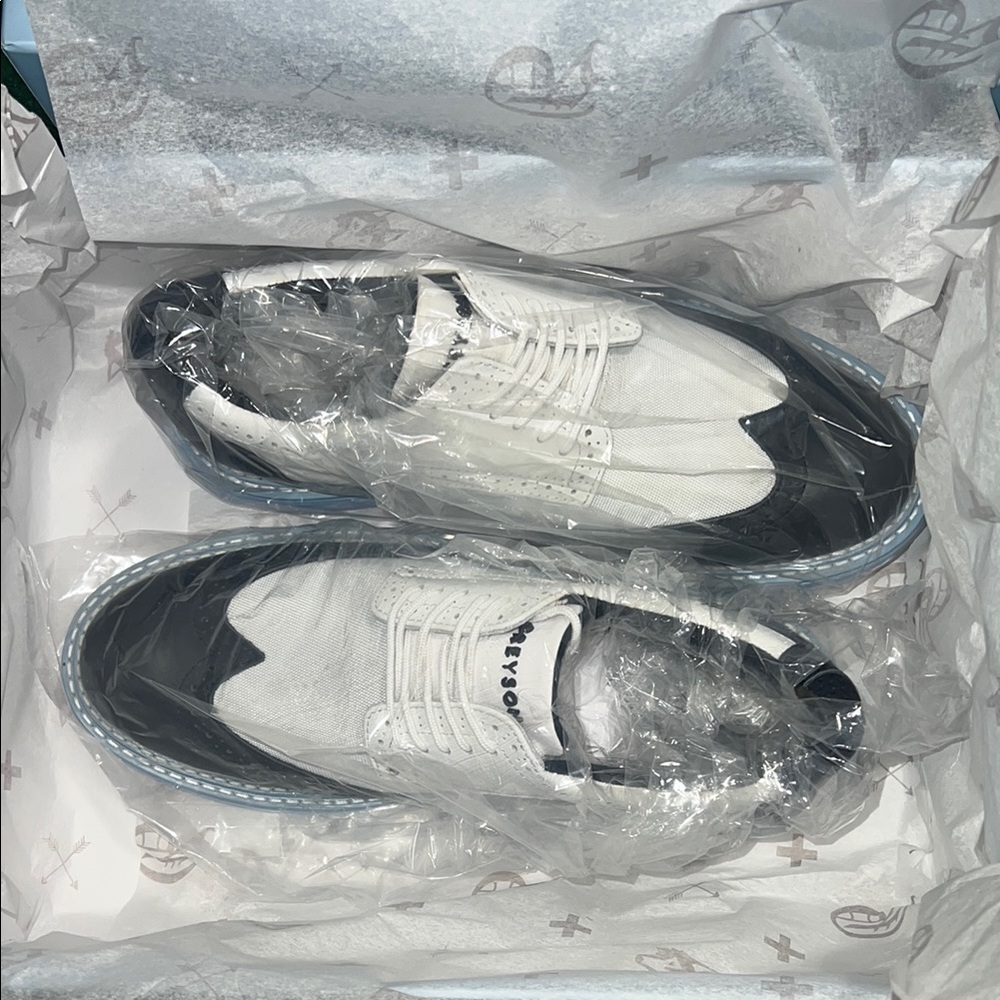 Greyson Men's Navy and White Alpha Wolf Shoes - Picture 5 of 7